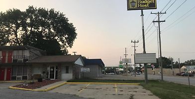 bridgeton plaza host